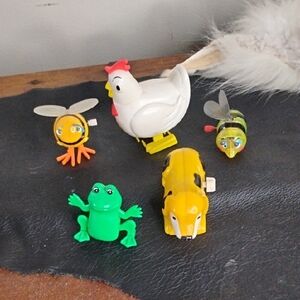 Vintage Wind-Up Animal & Insect Toy Lot - Yellow, Green, White